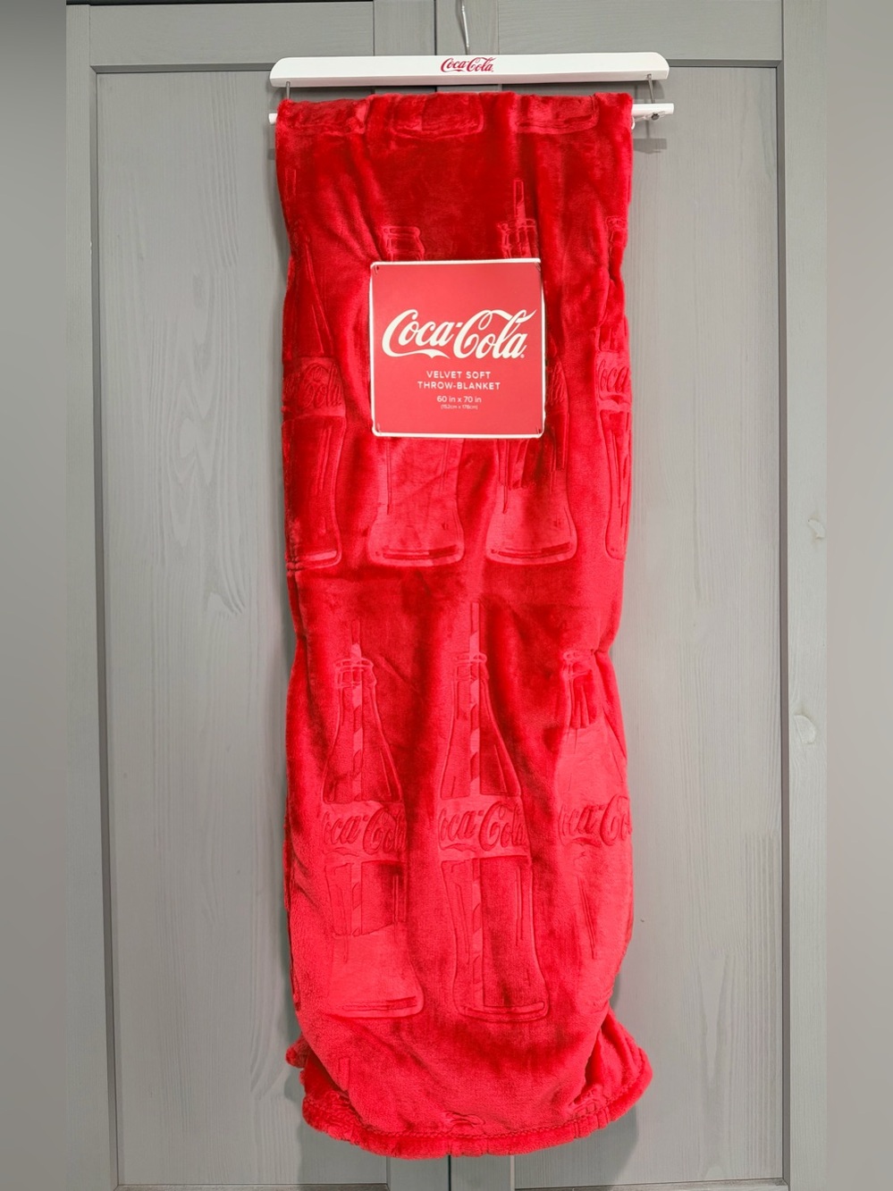 Coca-Cola Velvet Soft Throw Blanket 60" x 70"
